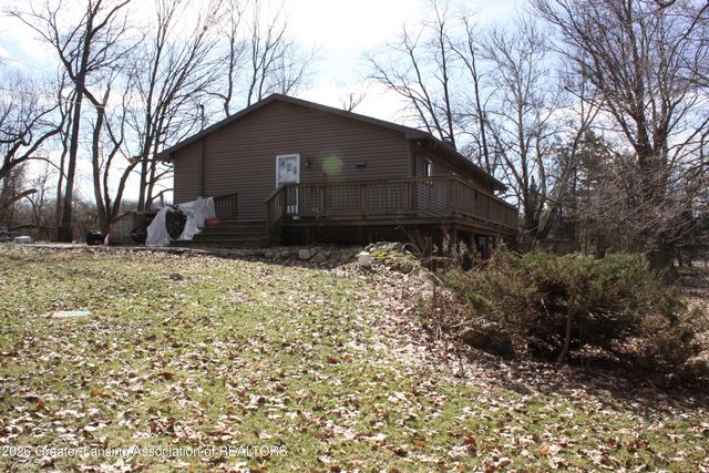 5800 N Williamston Road, Williamston, MI 48895