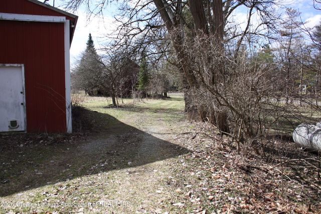 5800 N Williamston Road, Williamston, MI 48895