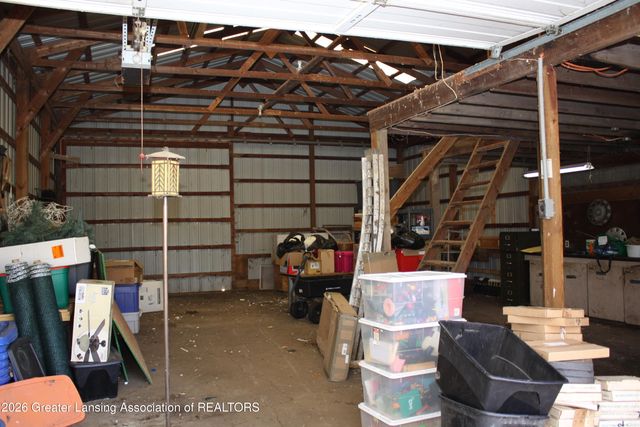 5800 N Williamston Road, Williamston, MI 48895