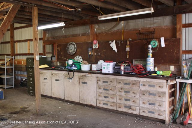 5800 N Williamston Road, Williamston, MI 48895