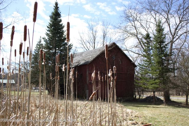 5800 N Williamston Road, Williamston, MI 48895