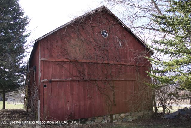 5800 N Williamston Road, Williamston, MI 48895