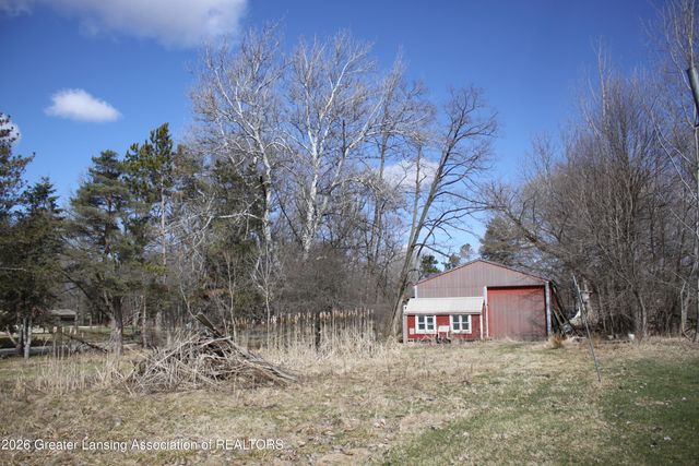 5800 N Williamston Road, Williamston, MI 48895