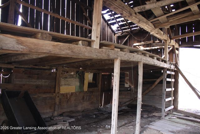 5800 N Williamston Road, Williamston, MI 48895