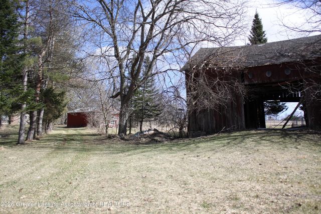 5800 N Williamston Road, Williamston, MI 48895
