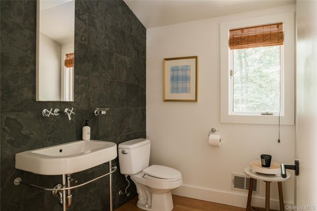 17 Belcher Road, Warwick, NY 10990