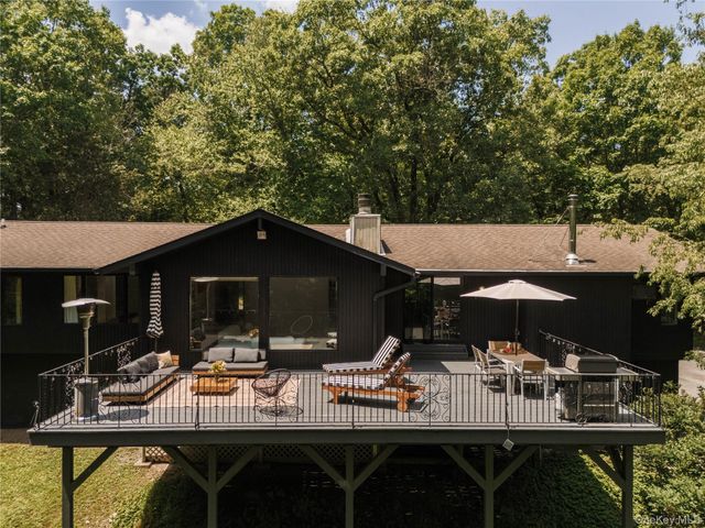 17 Belcher Road, Warwick, NY 10990