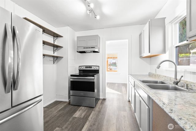 1107 E 6th Street, Port Angeles, WA 98362