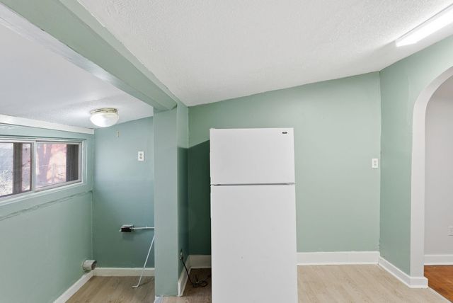 2918 W 10th St N, Wichita, KS 67203