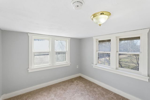 2918 W 10th St N, Wichita, KS 67203