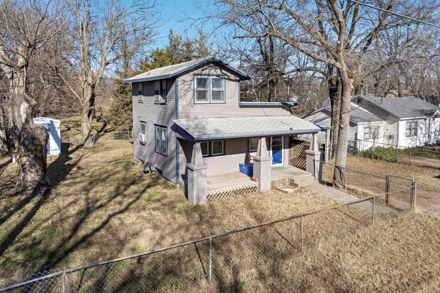 2918 W 10th St N, Wichita, KS 67203