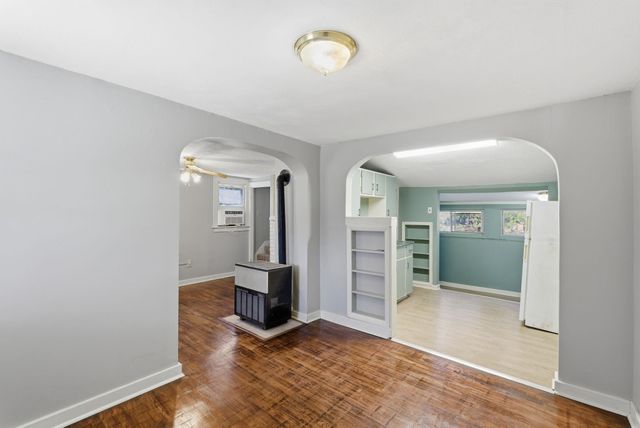 2918 W 10th St N, Wichita, KS 67203