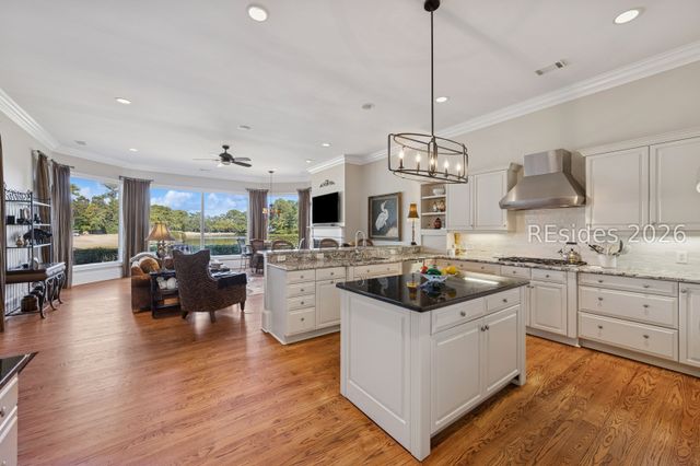 7 Mulberry Rd, Bluffton, SC 29910