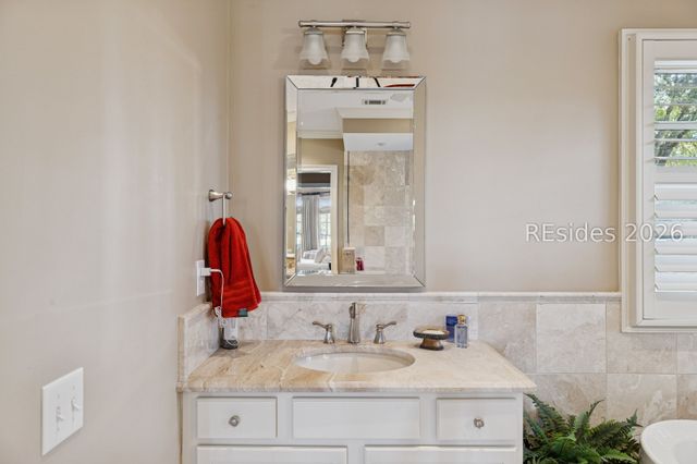 7 Mulberry Rd, Bluffton, SC 29910