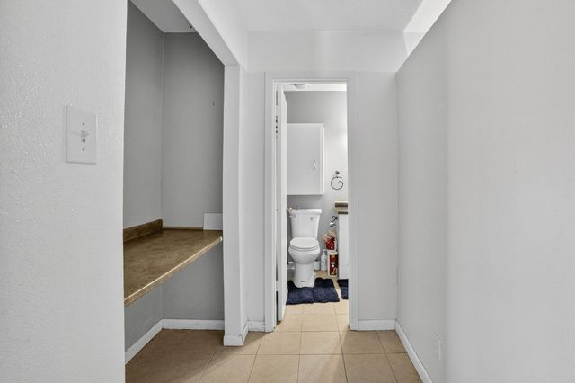 2210 Link Avenue, Orange, TX 77630