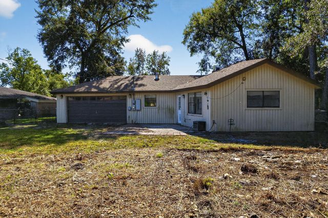 2210 Link Avenue, Orange, TX 77630