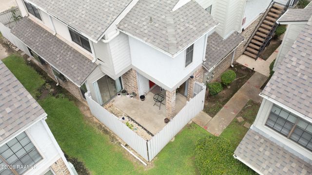 1304 E Bayou Parkway 5b, Lafayette, LA 70508