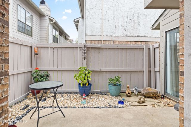 1304 E Bayou Parkway 5b, Lafayette, LA 70508