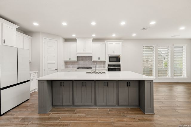 1429 Pitcher Bnd, San Antonio, TX 78253