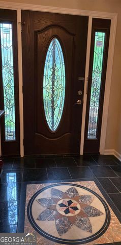 2742 SW Cliffview Drive SW, Lilburn, GA 30047