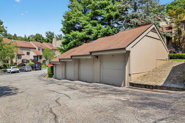 14 Steven Drive 1, Ossining, NY 10562