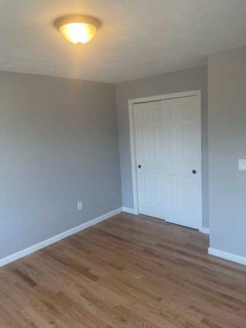 27 Havana Rd, Worcester, MA 01603