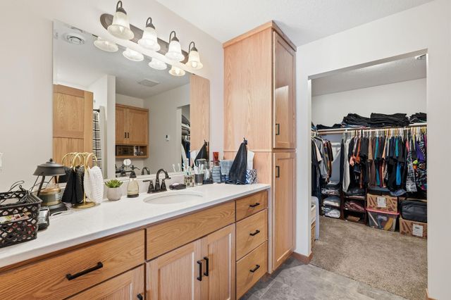 511 Southfork Circle SE, Hutchinson, MN 55350