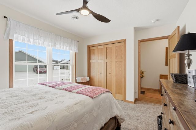 511 Southfork Circle SE, Hutchinson, MN 55350