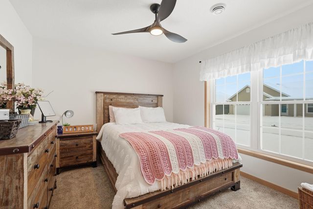 511 Southfork Circle SE, Hutchinson, MN 55350