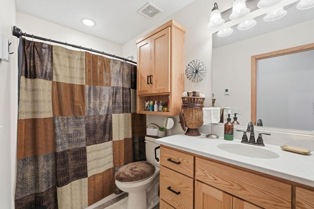 511 Southfork Circle SE, Hutchinson, MN 55350