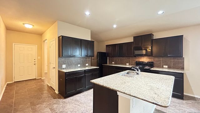 2127 EMERALD EDGE, San Antonio, TX 78245