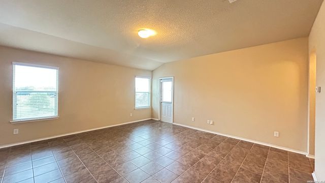 2127 EMERALD EDGE, San Antonio, TX 78245
