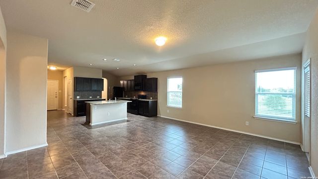 2127 EMERALD EDGE, San Antonio, TX 78245