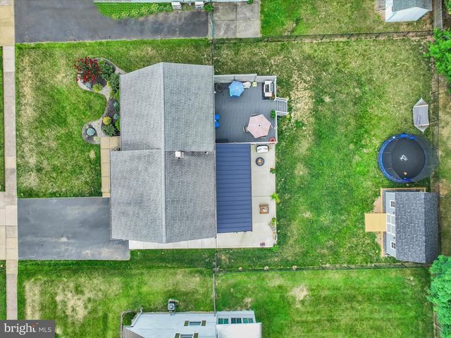 1019 HOWARD RD, Warminster, PA 18974