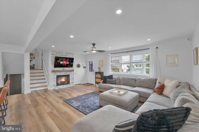 1019 HOWARD RD, Warminster, PA 18974