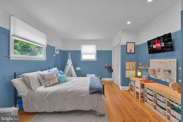 1019 HOWARD RD, Warminster, PA 18974