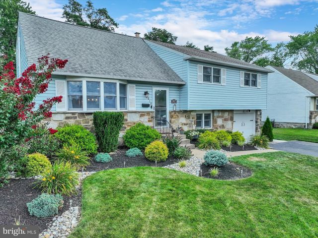 1019 HOWARD RD, Warminster, PA 18974