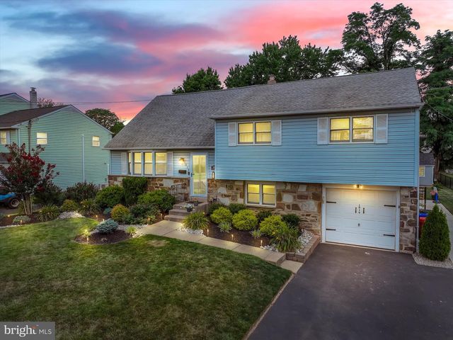 1019 HOWARD RD, Warminster, PA 18974
