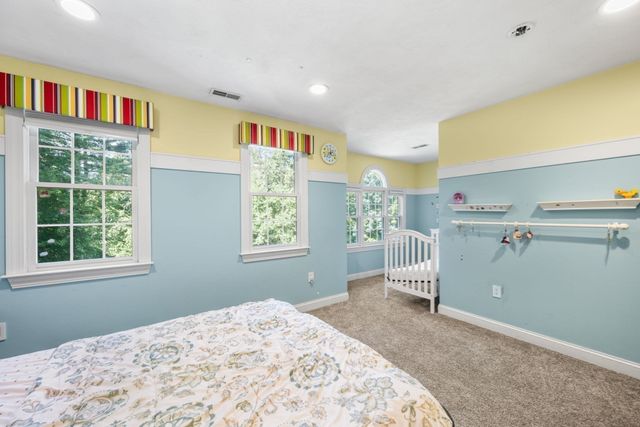 101 Schoolhouse Ln, Boxborough, MA 01719