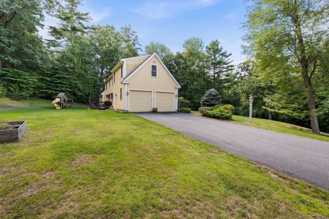101 Schoolhouse Ln, Boxborough, MA 01719