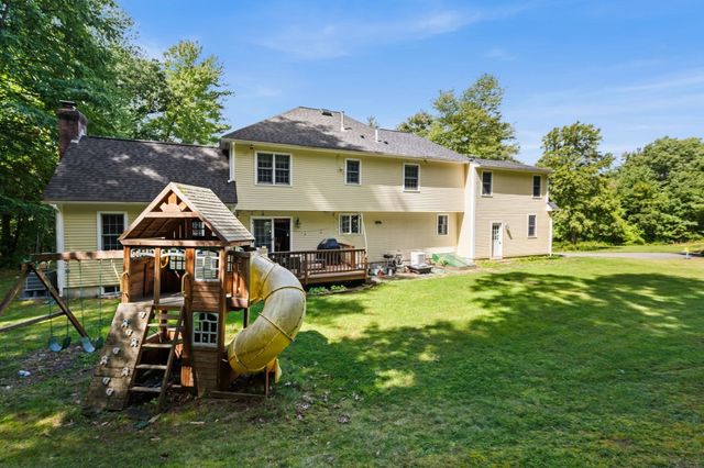 101 Schoolhouse Ln, Boxborough, MA 01719