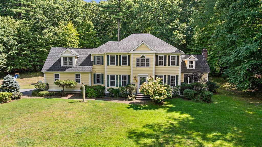 101 Schoolhouse Ln, Boxborough, MA 01719