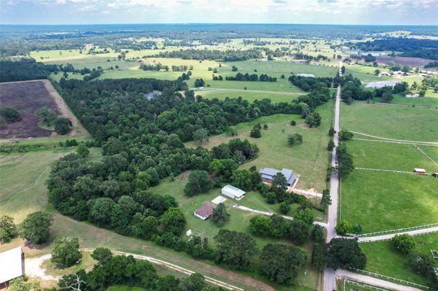 1137 Jones Road, New Waverly, TX 77358