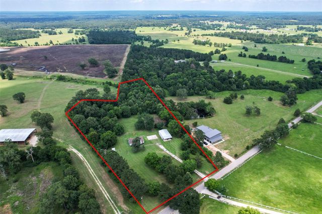 1137 Jones Road, New Waverly, TX 77358