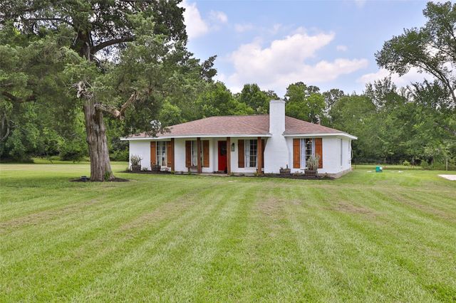 1137 Jones Road, New Waverly, TX 77358