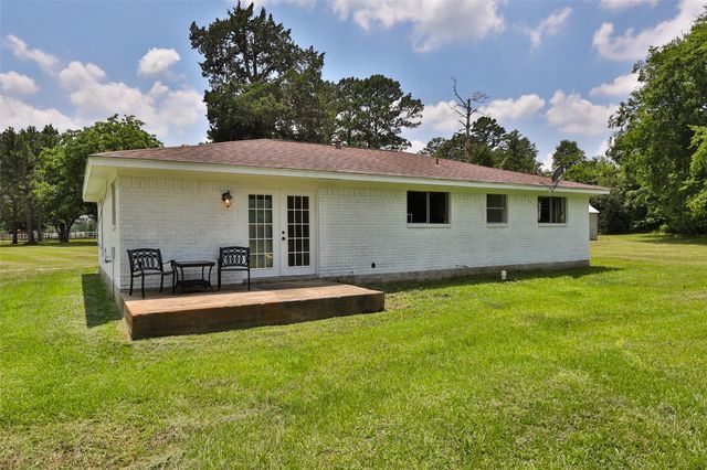 1137 Jones Road, New Waverly, TX 77358