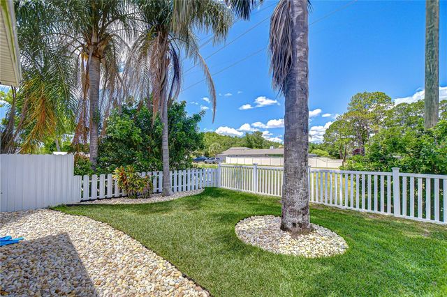 4505 BLOOMSBURY COURT, Tampa, FL 33624