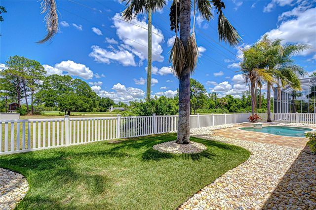 4505 BLOOMSBURY COURT, Tampa, FL 33624