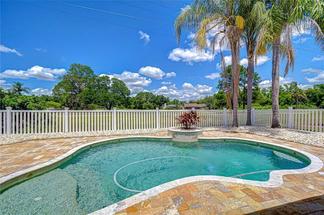 4505 BLOOMSBURY COURT, Tampa, FL 33624