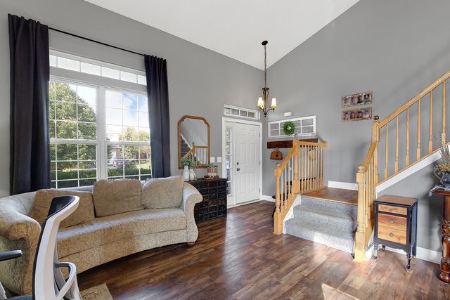 14443 Etchingham Drive, Lockport, IL 60441